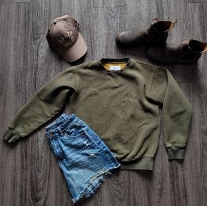 Aritzia Tna Lightweight Olive Green Boyfriend Sweater